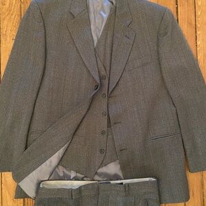 Vintage 100% wool 3 piece suit 41R 36/30